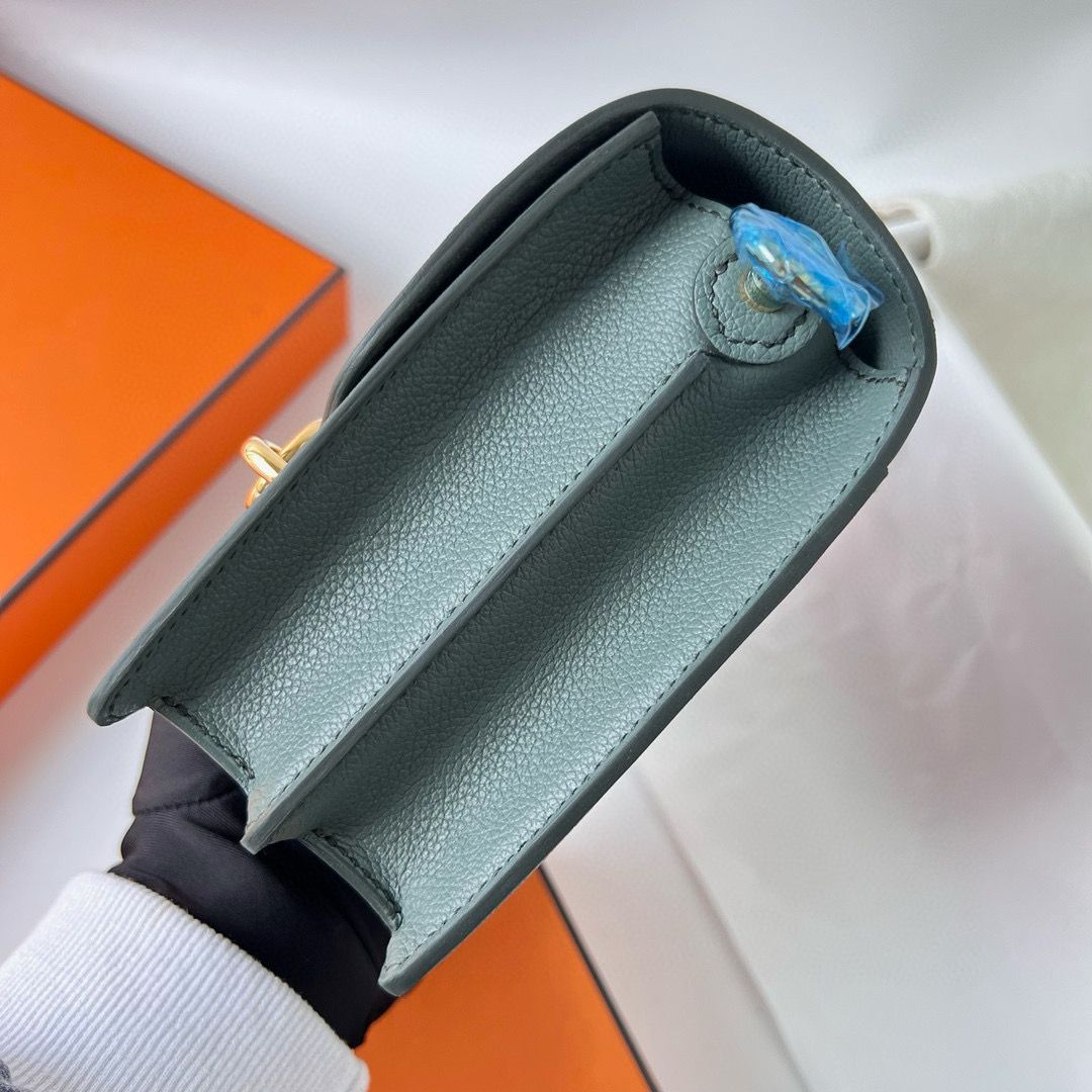 Hermes Roulis Mini 18 Bag in Vert Amande Evercolor Calfskin - Image 5