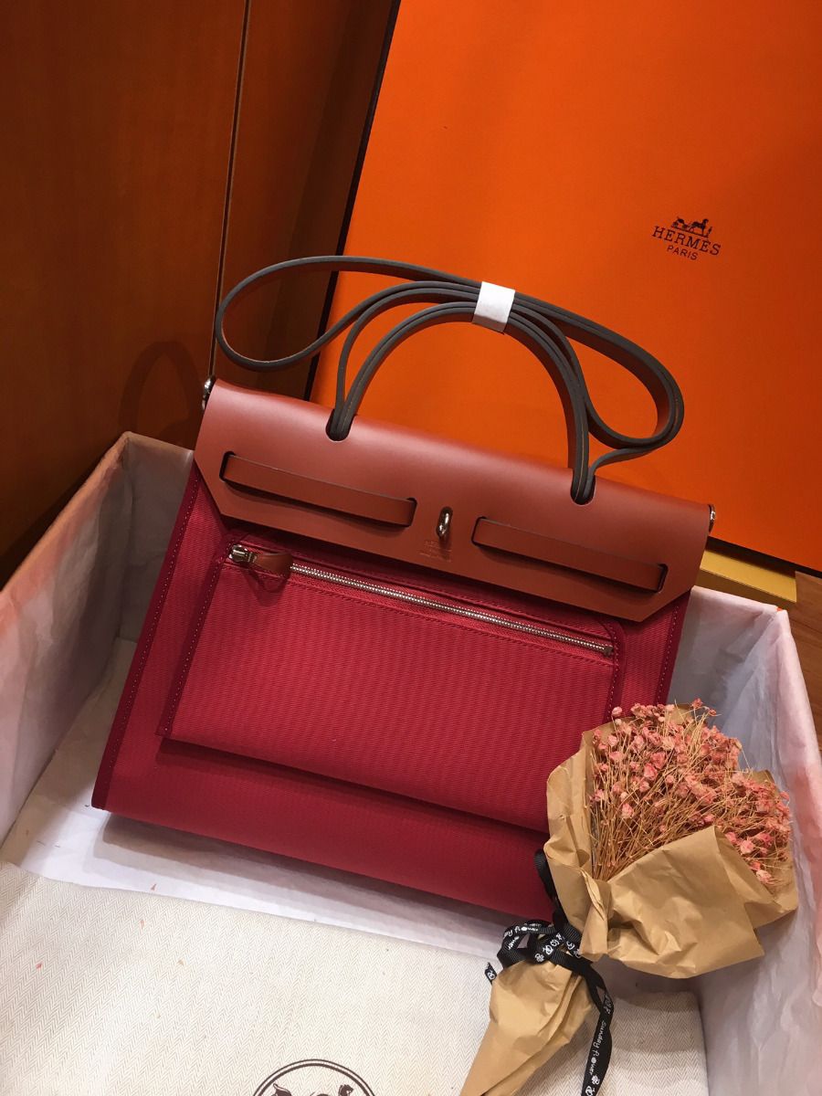 Hermes Herbag Zip 31cm Bag In Camel And Bordeaux - Image 3