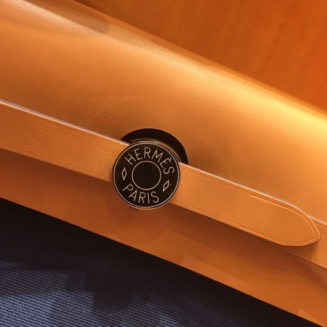 Hermes Herbag Zip 31cm Bag In Brown And Blue - Image 8