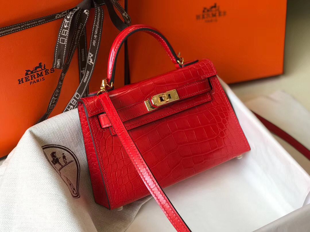 Hermes Kelly Mini II Handmade Bag In Red Crocodile Embossed Leather - Image 7
