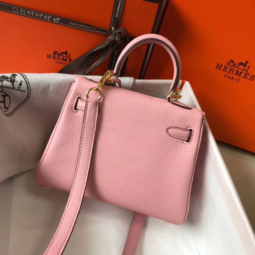 Hermes Kelly 20cm Bag In Pink Clemence Leather GHW - Image 3