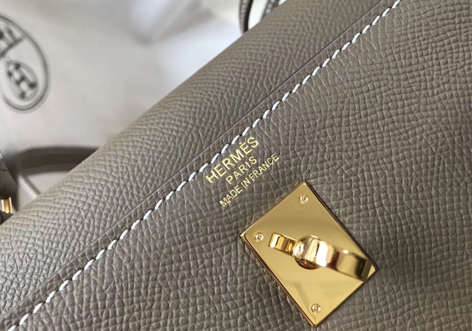 Hermes Kelly 25cm Sellier Bag In Taupe Epsom Leather - Image 5