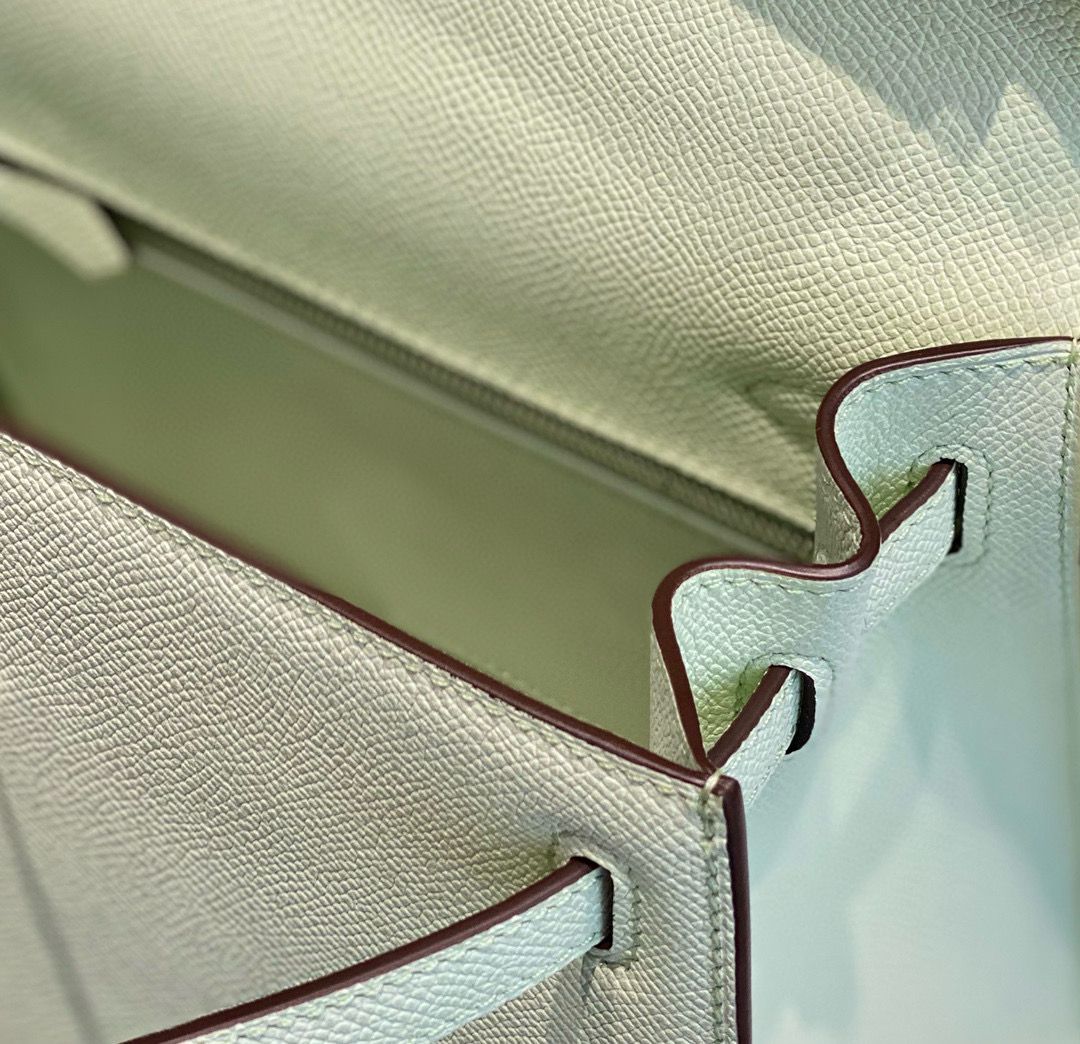 Hermes Kelly 28cm Bag In Vert Fizz Epsom Leather PHW - Image 10