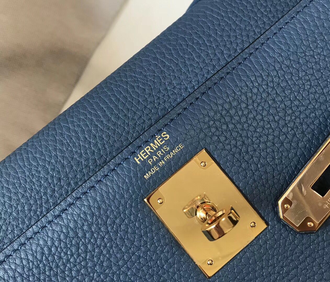 Hermes Kelly 32cm Bag In Blue Agate Clemence Leather GHW - Image 8