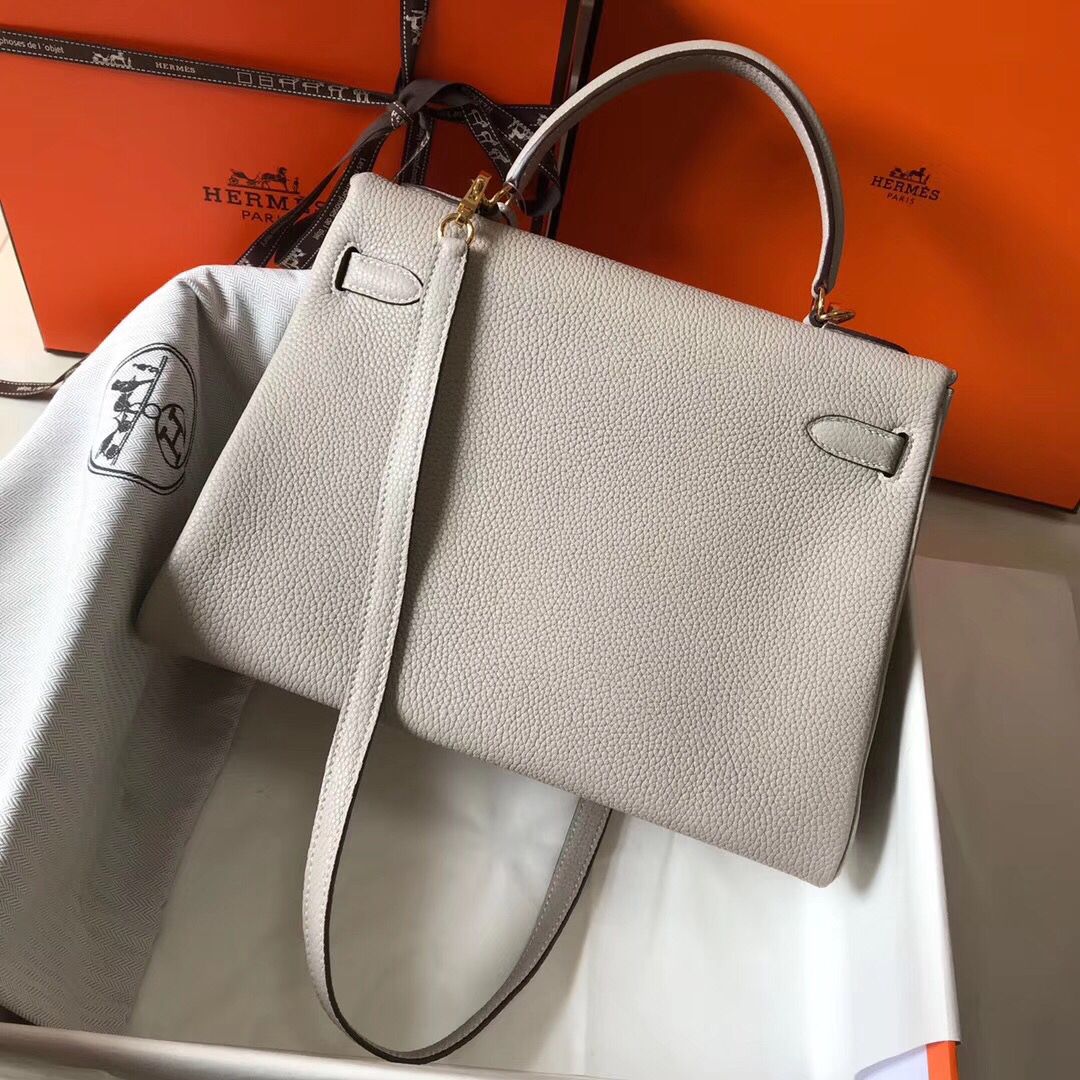 Hermes Kelly 32cm Bag In Pearl Grey Clemence Leather GHW - Image 3