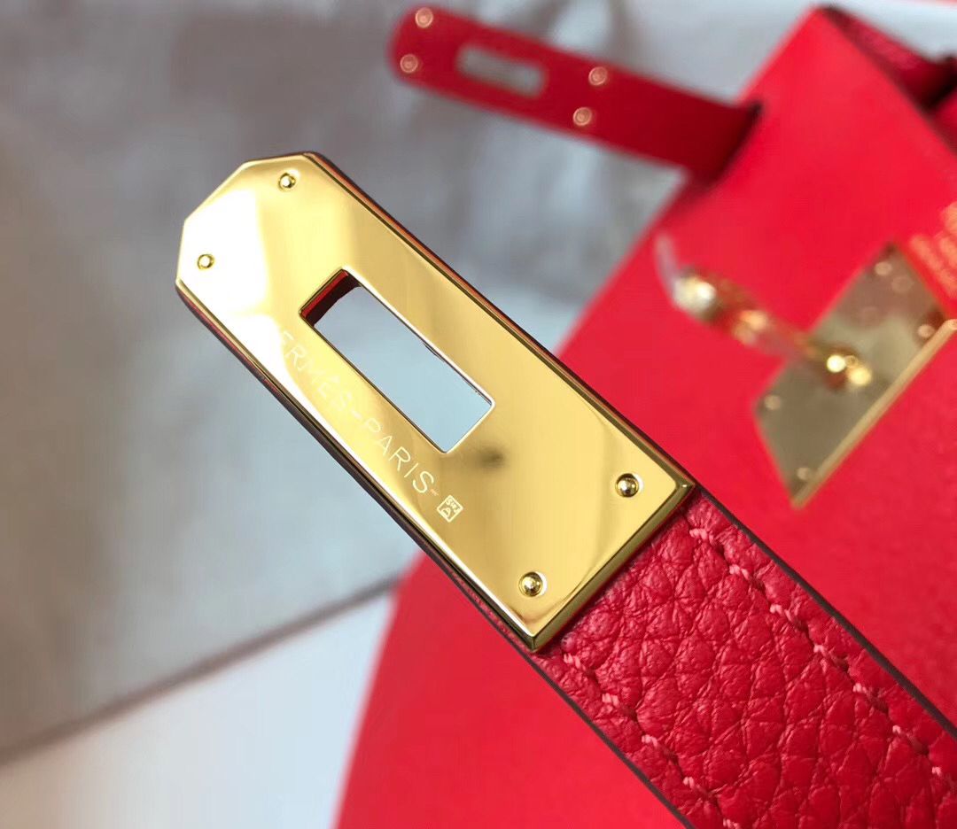 Hermes Kelly 32cm Bag In Red Clemence Leather GHW - Image 3