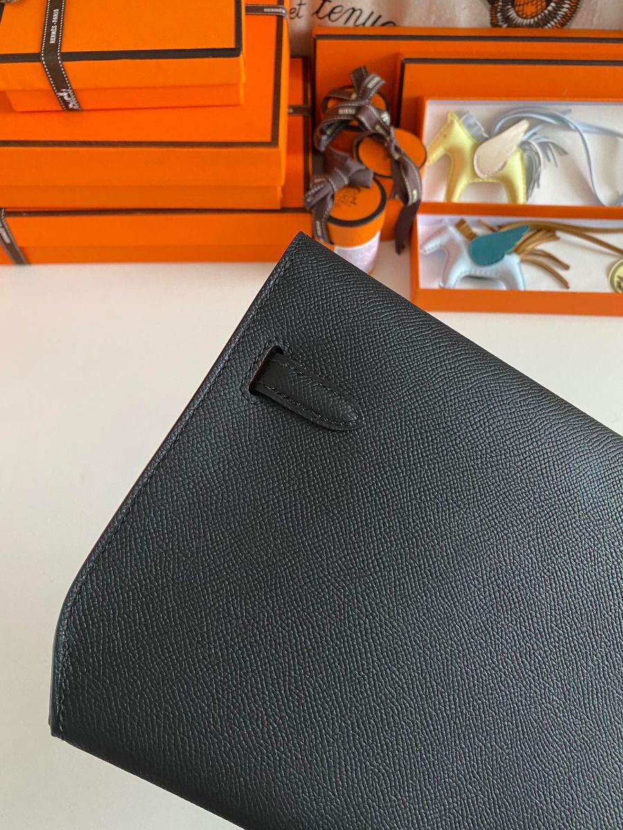 Hermes Kelly Depeches 25 Pouch in Black Epsom Calfskin - Image 5