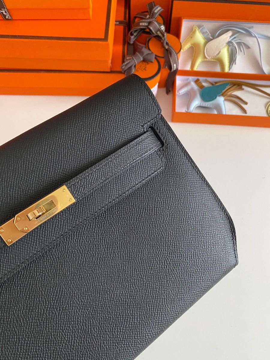 Hermes Kelly Depeches 25 Pouch in Black Epsom Calfskin - Image 6