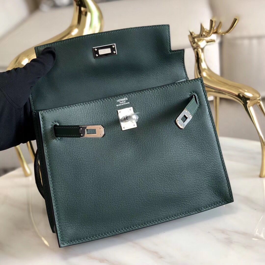 Hermes Kelly Danse Handmade Bag In Dark Green Swift Leather - Image 4