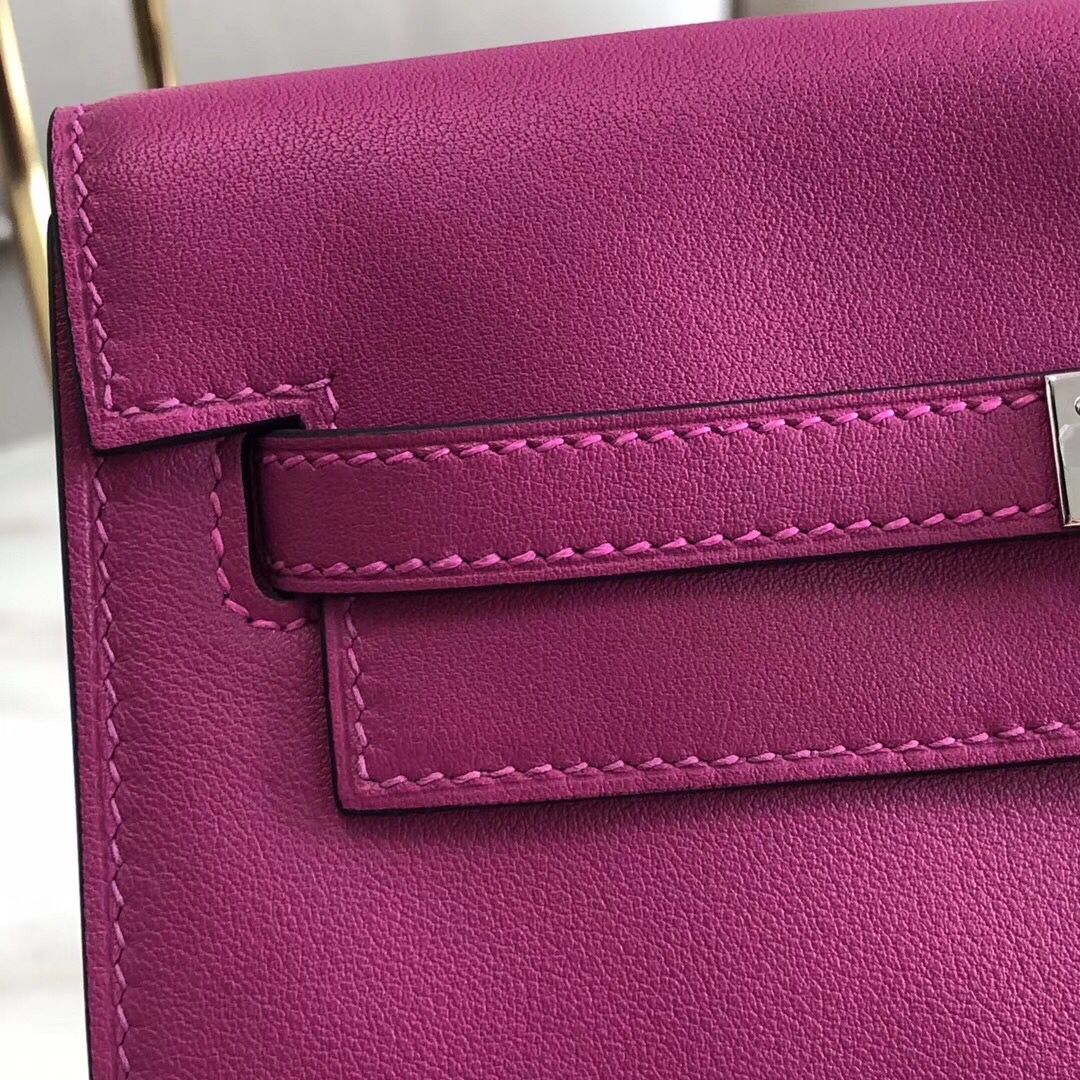 Hermes Kelly Danse Handmade Bag In Rose Purple Swift Leather - Image 4