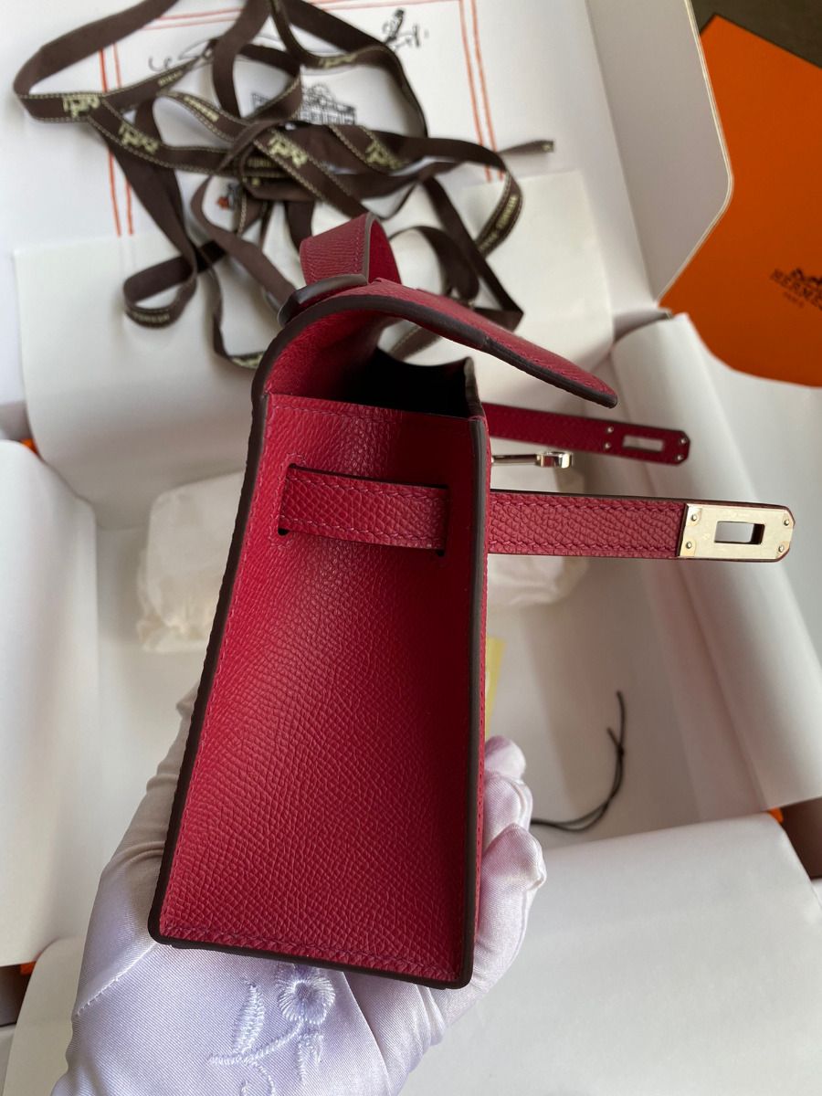 Hermes Kelly Pochette Handmade Bag In Ruby Epsom Calfskin - Image 8