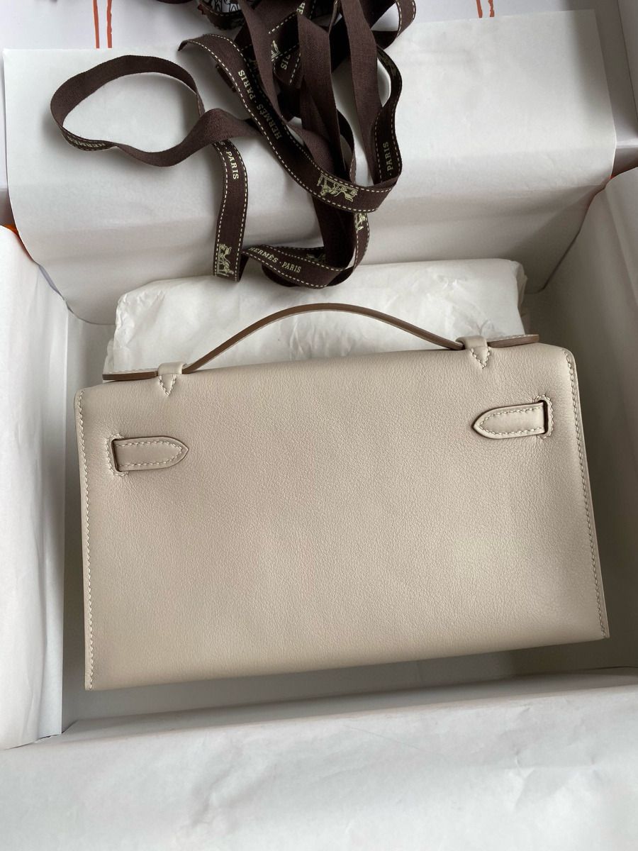 Hermes Kelly Pochette Handmade Bag In Craie Swift Calfskin - Image 3