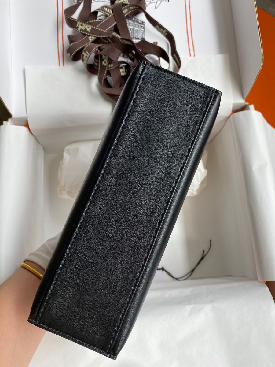 Hermes Kelly Pochette Handmade Bag In Black Swift Calfskin - Image 4