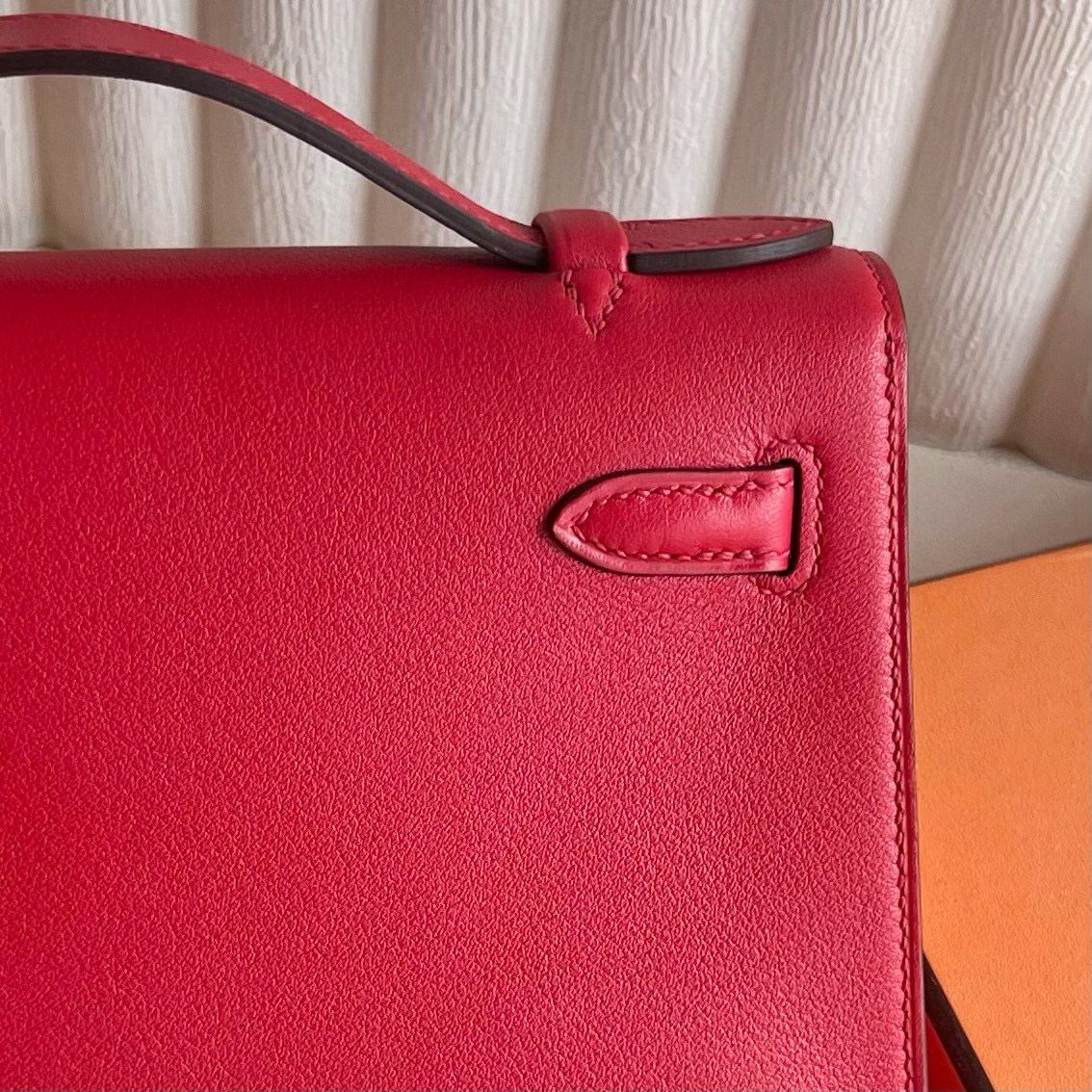 Hermes Kelly Pochette Handmade Bag in Red Swift Calfskin - Image 8