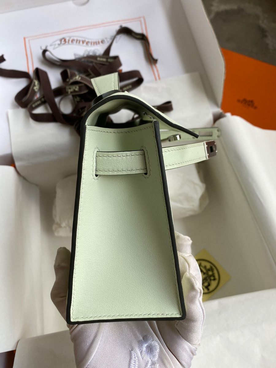 Hermes Kelly Pochette Handmade Bag In Vert Fizz Swift Calfskin - Image 7
