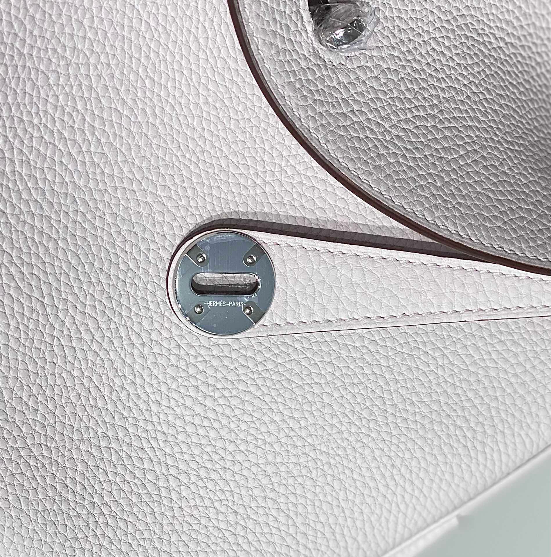 Hermes Lindy 30cm Bag In Mauve Pale Clemence Leather PHW - Image 7