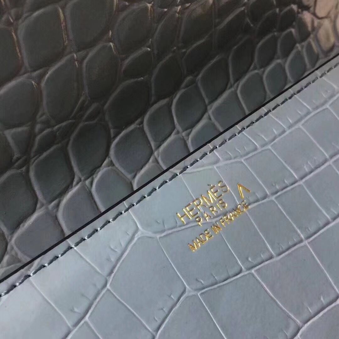 Hermes Medor Clutch Bag In Ciel Crocodile Leather - Image 8