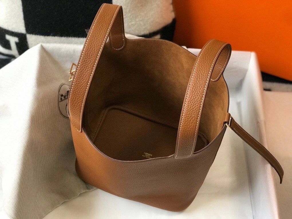 Hermes Picotin Lock 22 Bag In Gold Clemence Leather - Image 9