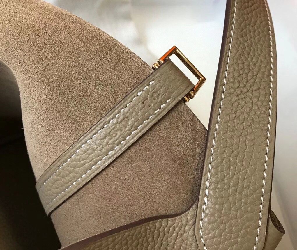 Hermes Picotin Lock 22 Bag In Tourterelle Clemence Leather - Image 8