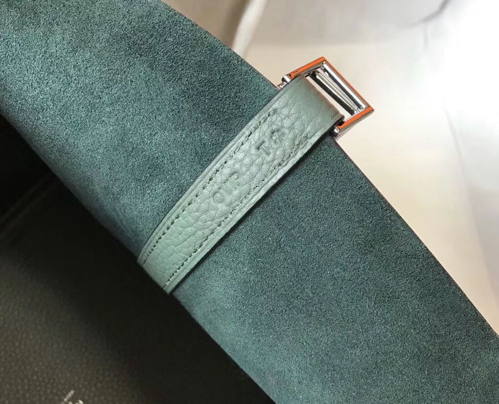 Hermes Picotin Lock 22 Bag In Vert Amande Clemence Leather - Image 6