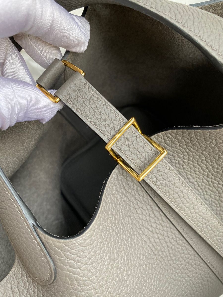 Hermes Picotin Lock 18 Handmade Bag in Etain Clemence Leather - Image 6