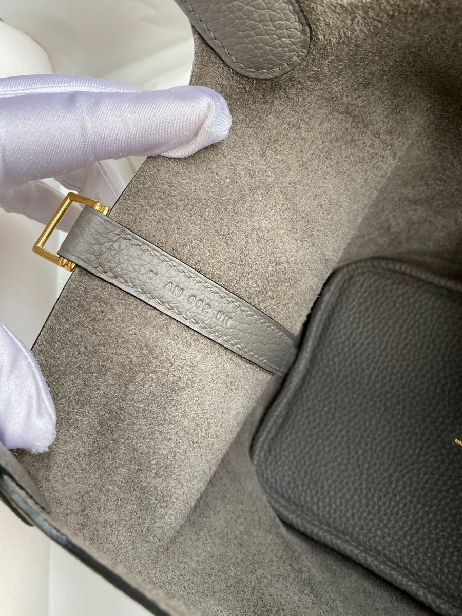 Hermes Picotin Lock 18 Handmade Bag in Etain Clemence Leather - Image 8