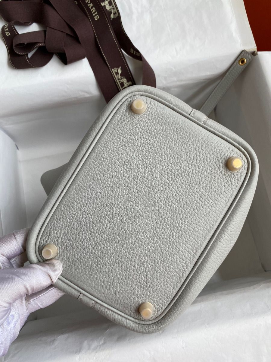 Hermes Picotin Lock 18 Handmade Bag in Pearl Grey Clemence Leather - Image 9
