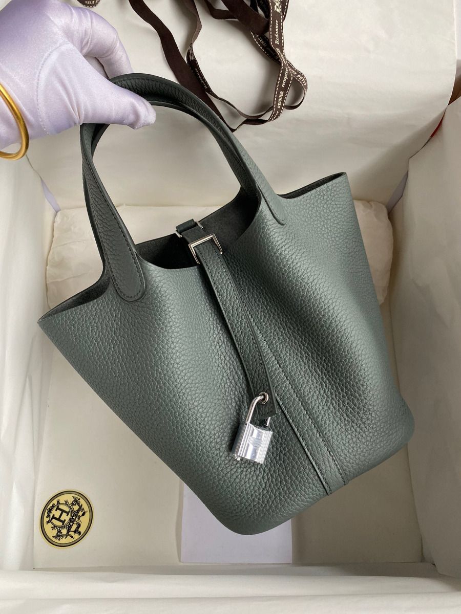 Hermes Picotin Lock 18 Handmade Bag in Vert Amande Clemence Leather - Image 3