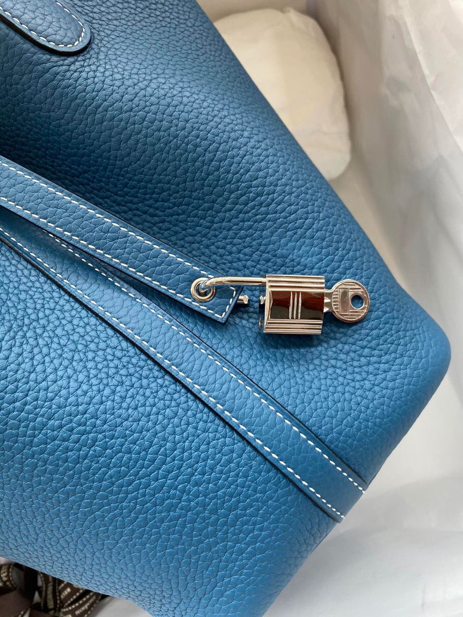 Hermes Picotin Lock 22 Handmade Bag in Blue Jean Clemence Leather - Image 4
