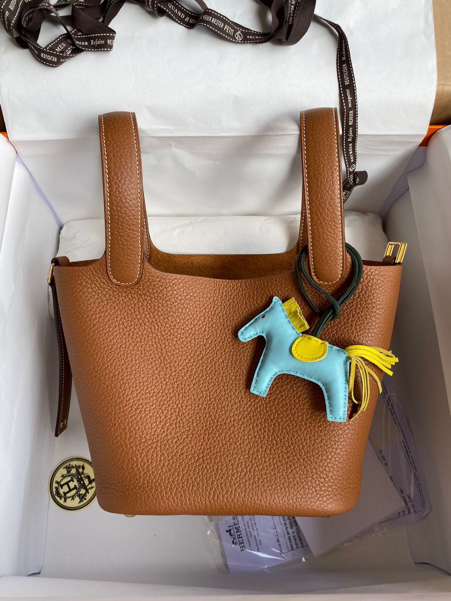 Hermes Picotin Lock 22 Handmade Bag in Gold Clemence Leather - Image 10