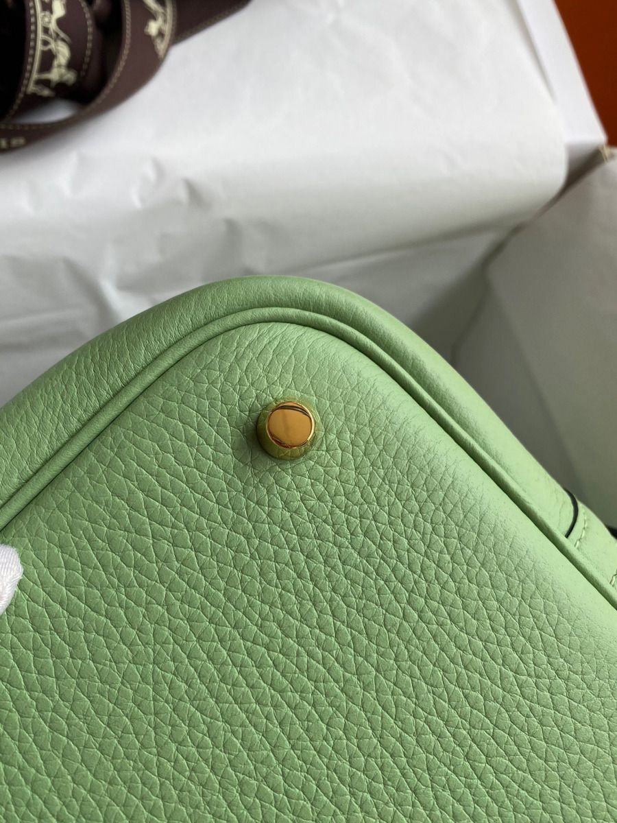 Hermes Picotin Lock 22 Handmade Bag in Vert Criquet Clemence Leather - Image 10
