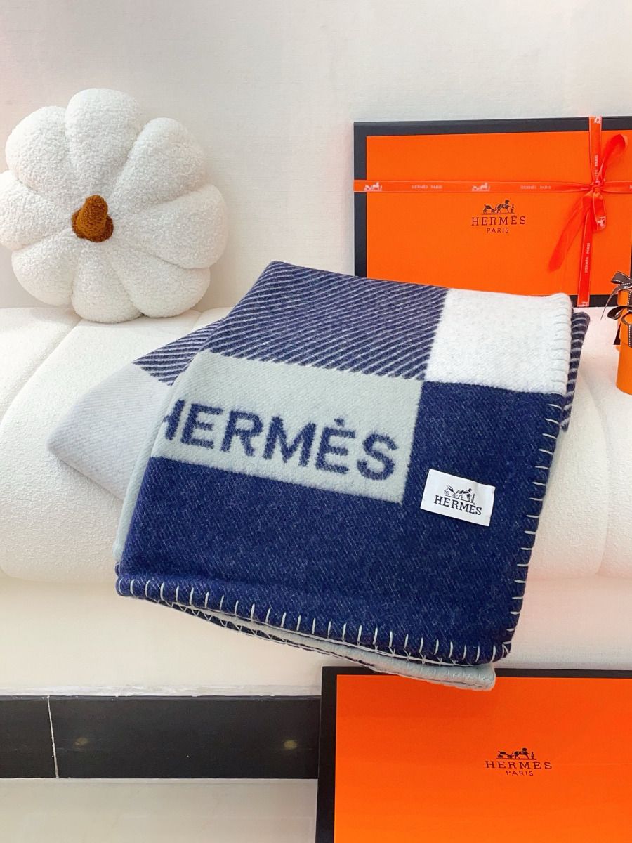 Hermes H Riviera Blanket in Marine Wool and Cashmere - Image 7