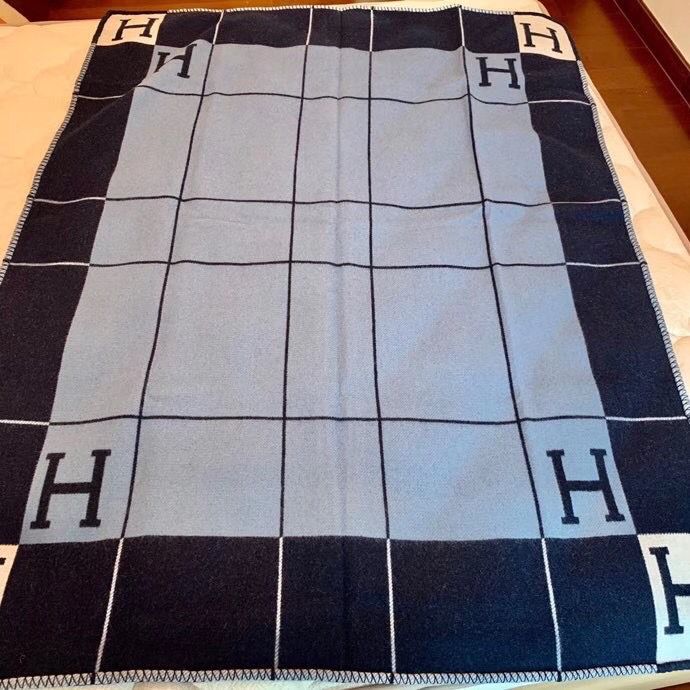 Hermes Blue Avalon III Throw Blanket - Image 8