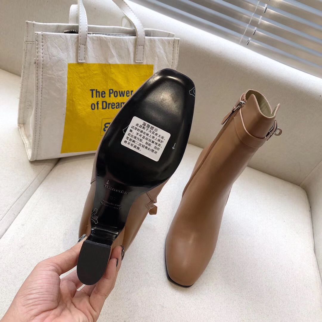 Hermes Camel Joueuse Ankle Boots - Image 9