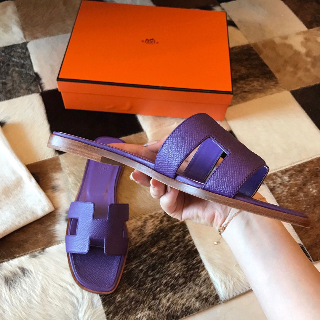 Hermes Oran Slide Sandals In Crocus Epsom Calfskin - Image 6