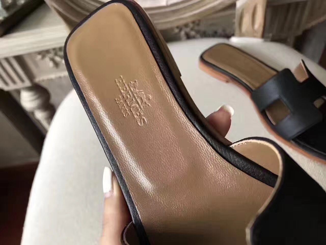 Hermes Oran Sandals In Black Epsom Leather - Image 8