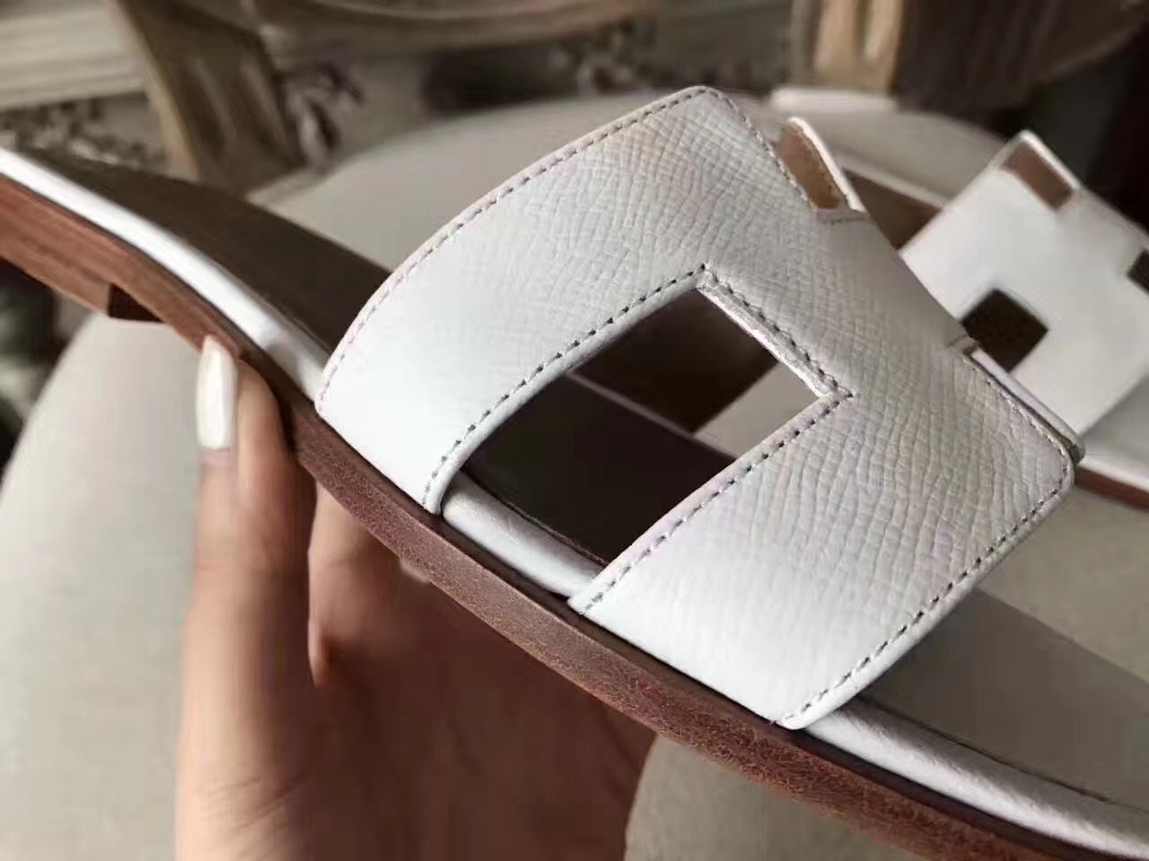 Hermes Oran Sandals In White Epsom Leather - Image 9