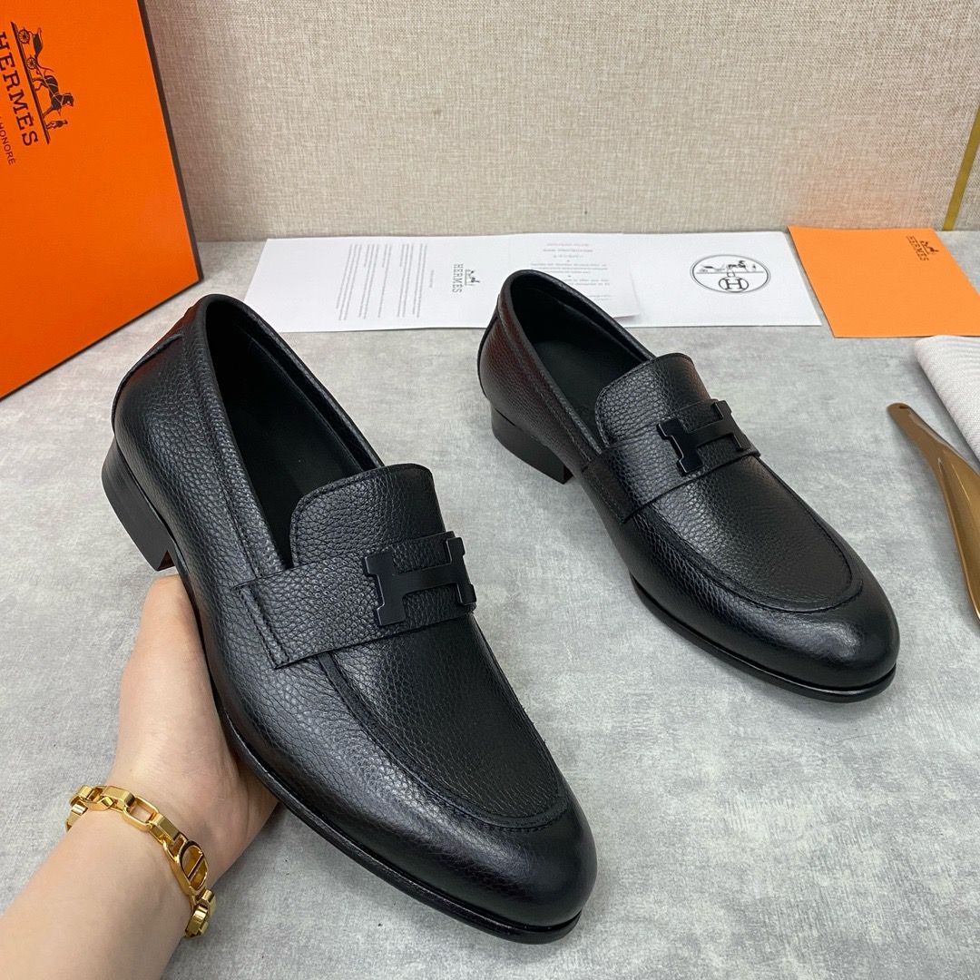 Hermes Men's Paris Loafers in Black Taurillon Leather - Image 5