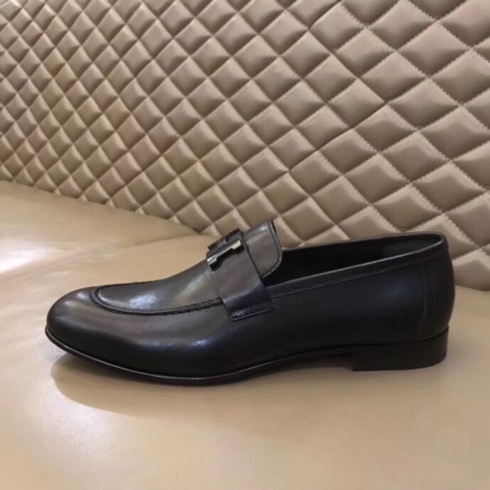 Hermes Men's Paris Loafers In Black Calfskin - Image 5