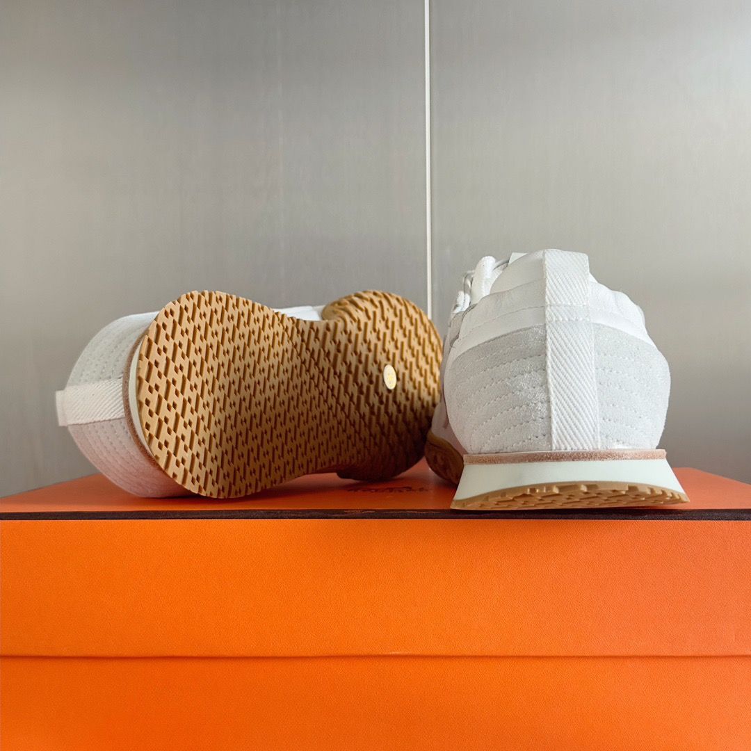 Hermes Men's Jet Sneakers in White Nappa Leather - Image 10