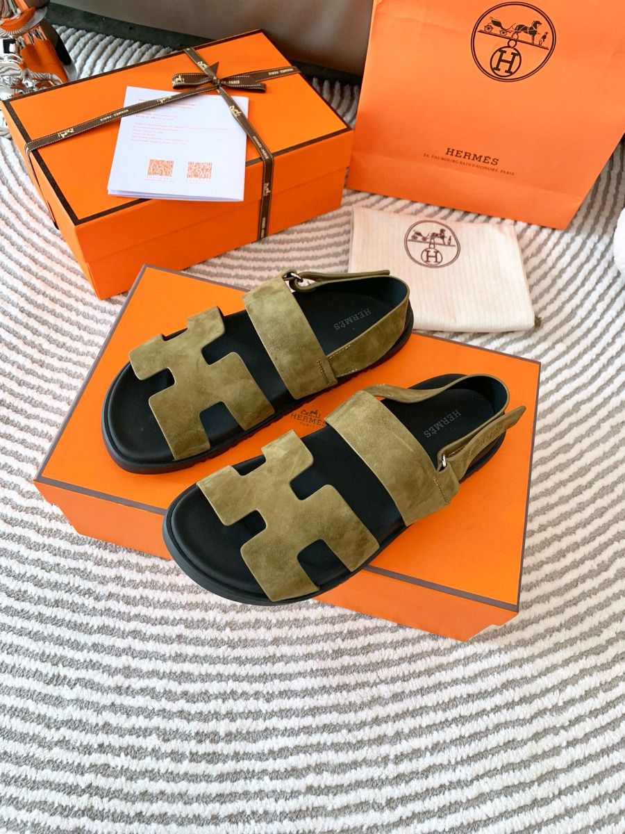 Hermes Men's Genius Sandals In Green Suede Calfskin - Image 4