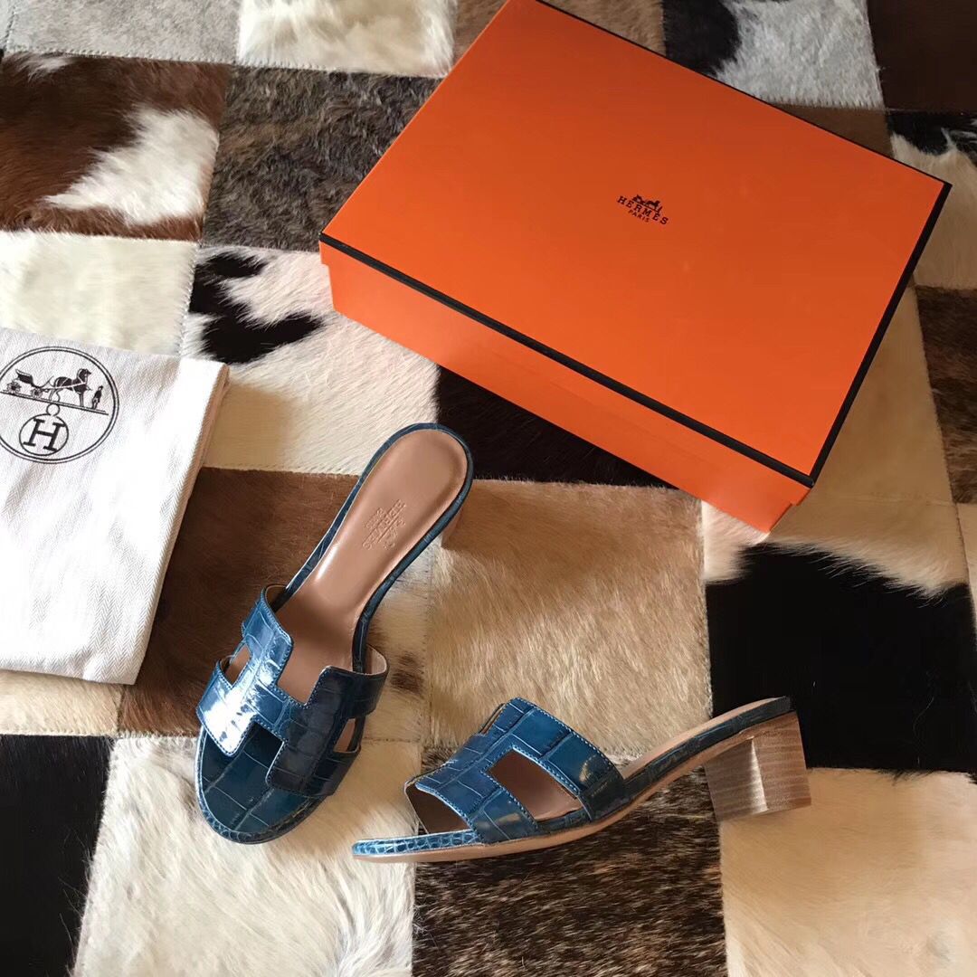 Hermes Oasis Sandals In Blue Shiny Niloticus Crocodile - Image 7