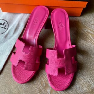 Hermes Oasis Sandals in Rose Tyrien Epsom Leather