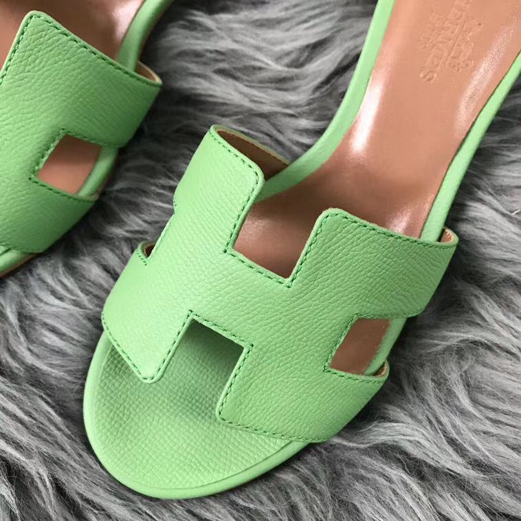 Hermes Oasis Sandals In Vert Criquet Epsom Leather - Image 4