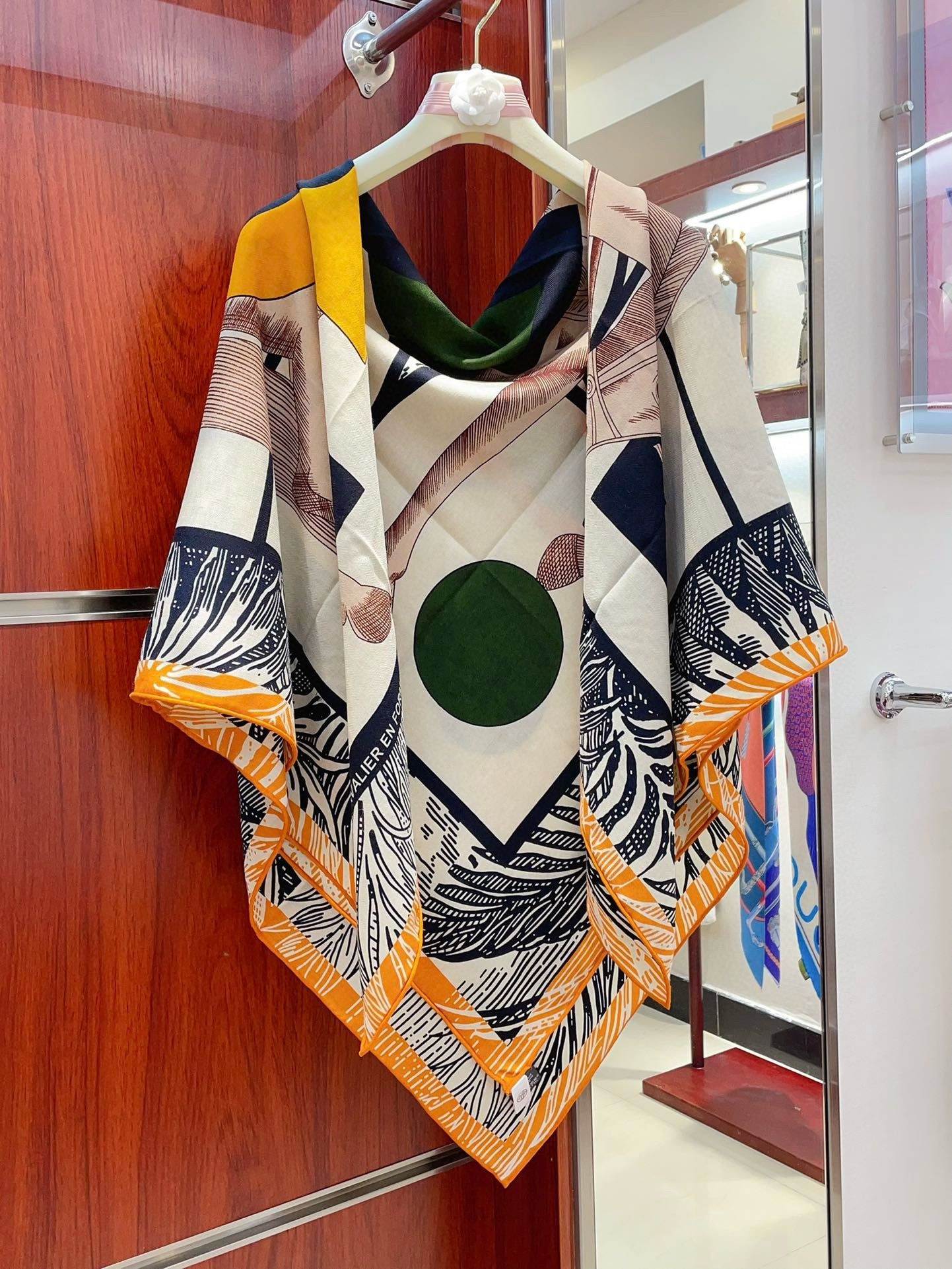 Hermes Black/White Cavalier en Formes Shawl 140 - Image 5