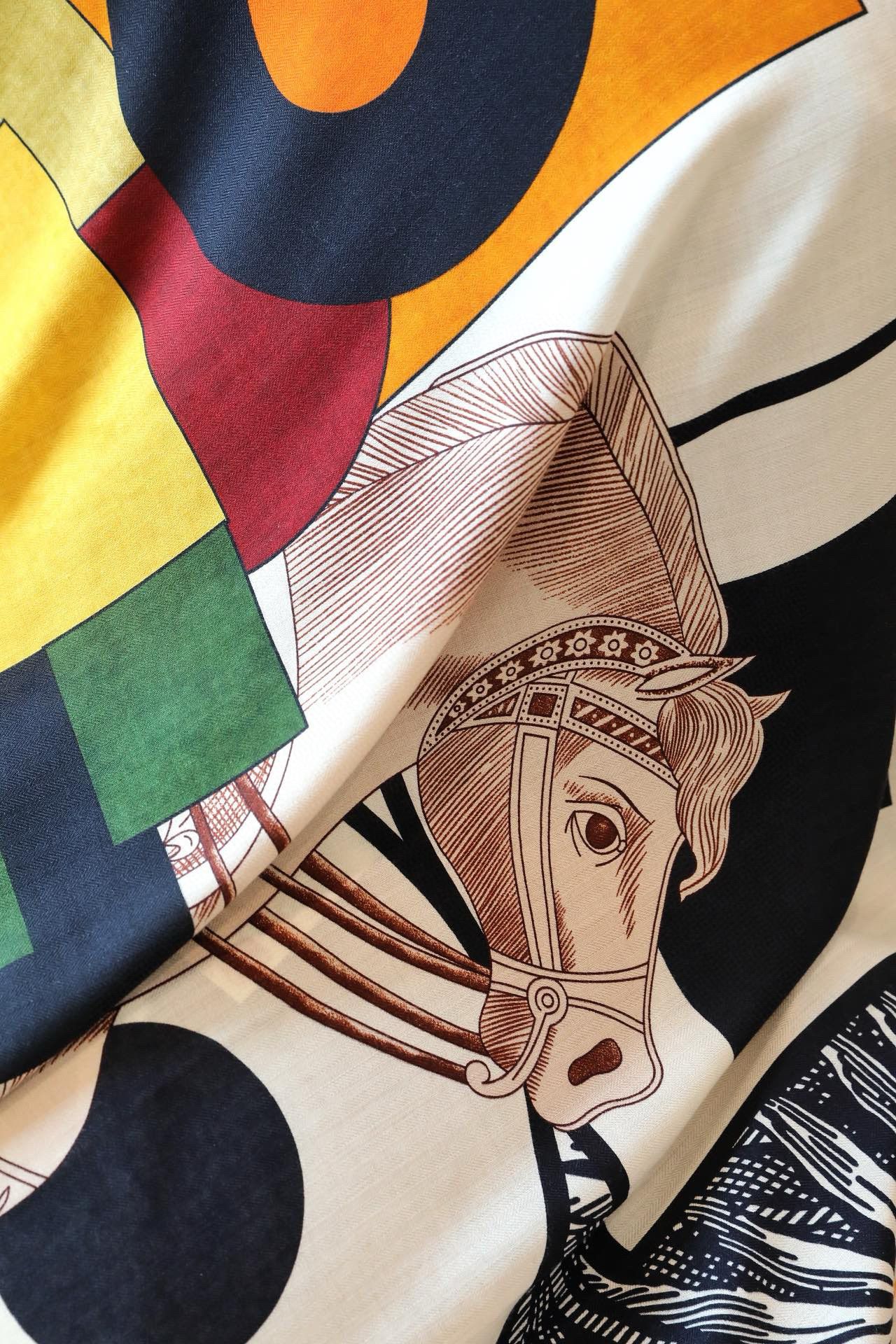 Hermes Black/White Cavalier en Formes Shawl 140 - Image 9