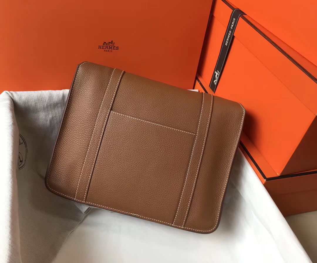 Hermes Steve 35 Messenger Bag In Brown Clemence Calfskin - Image 3