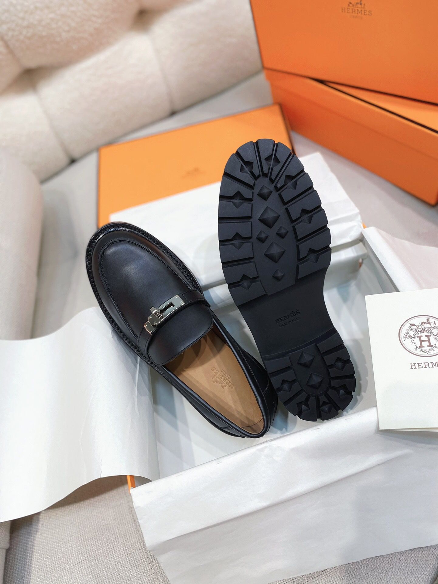 Hermes Women's Icone Loafers in Black Calfskin - Image 7