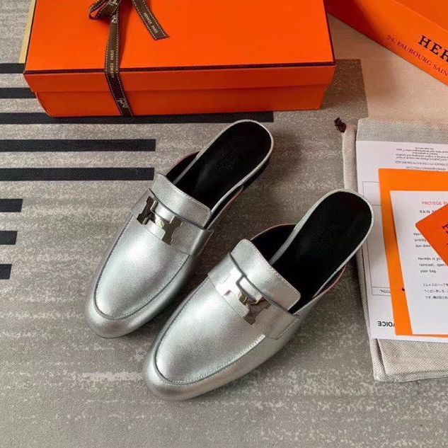 Hermes Trocadero Mules In Silver Nappa Leather - Image 7