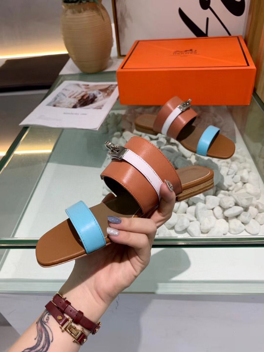 Hermes Avenue Sandals In Multicolour Calfskin - Image 7